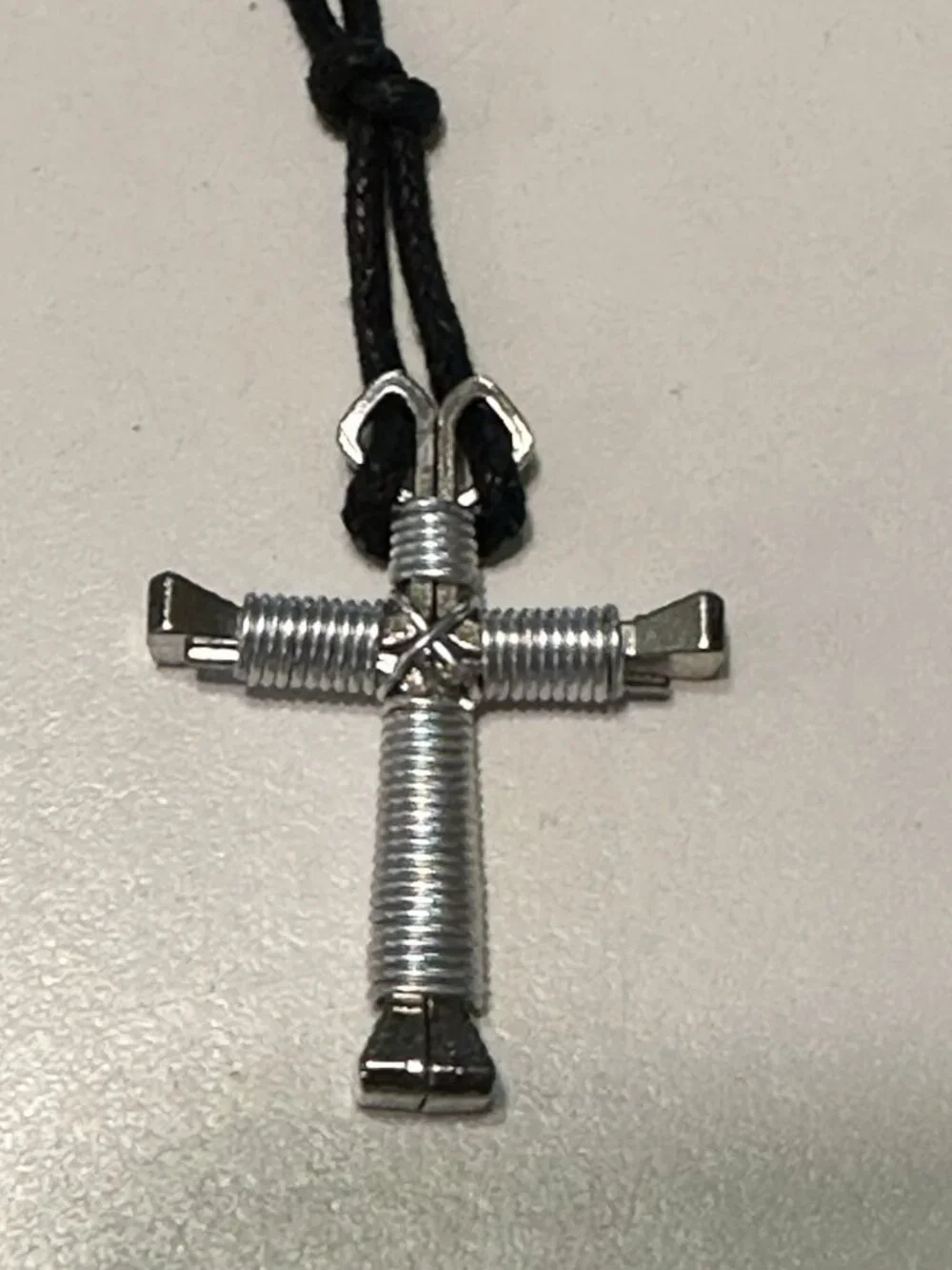 HORSESHOE NAIL DISCIPLES CROSS NECKLACE JEWELRY RELIGIOUS CHRIST CROSS